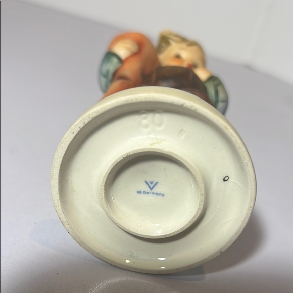 Vintage Hummel Boy Figurine with Backpack Little Scholar. GH102 - Picture 5 of 6